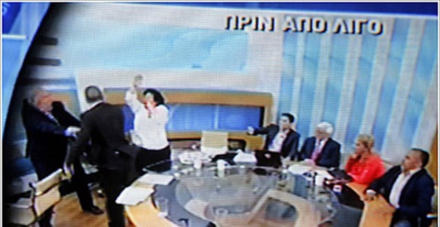 Ομόφωνη άρνηση άρσης ασυλίας για Κανέλλη - Δούρου - Media