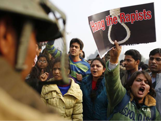 Ινδία: Βίασαν ομαδικά και κρέμασαν δύο ανήλικα κορίτσια - Media