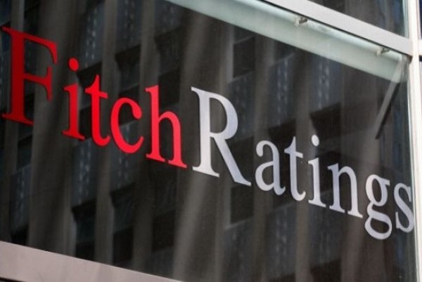Υποβάθμιση της Βρετανίας απο Fitch - Media