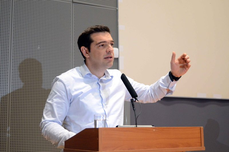 Τσίπρας: Σαμαράς και καταστροφή ή Αριστερά και δημοκρατία; - Media