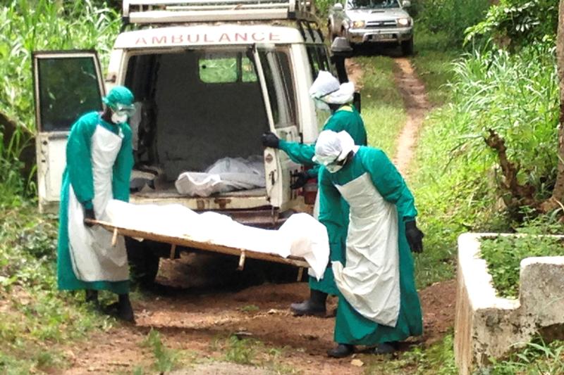 «Κόκκινος» συναγερμός στη δυτική Αφρική για τον ιό Έμπολα  - Media