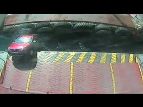 Τραγικός θάνατος παιδιού από μπουκαπόρτα (Video) - Media