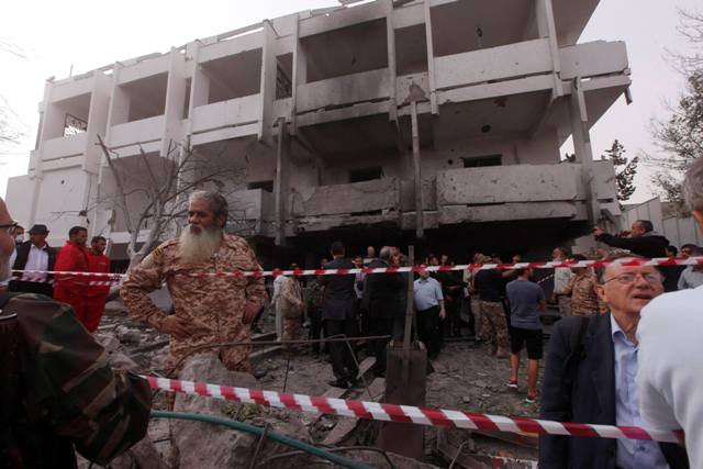 Λιβύη: Βομβιστική επίθεση στη γαλλική πρεσβεία - Media
