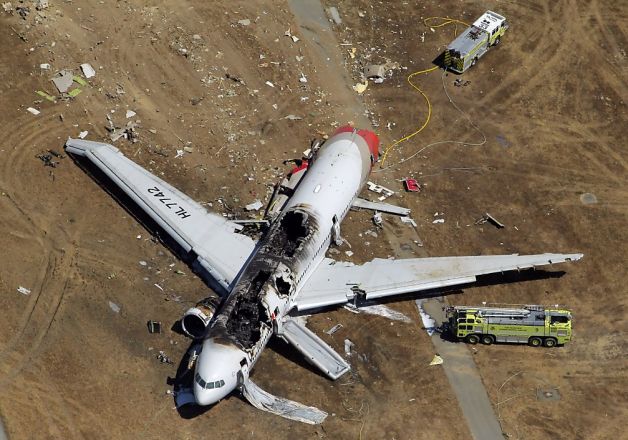 Συντριβή Boeing στο αεροδρόμιο του Σαν Φρανσίσκο – Δύο νεκροί και 130 τραυματίες - Media