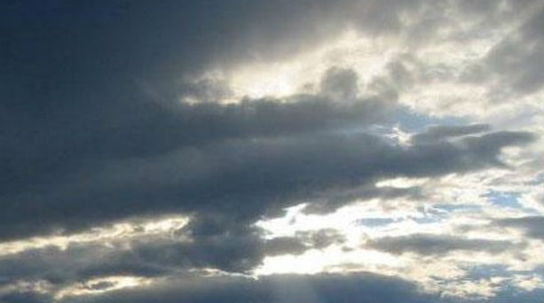 Σαββατοκύριακο με συννεφιά - Media