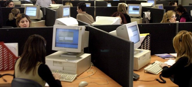 Ελληνικό Δημόσιο: Επίορκοι παραμένουν στις δουλειές τους - Media
