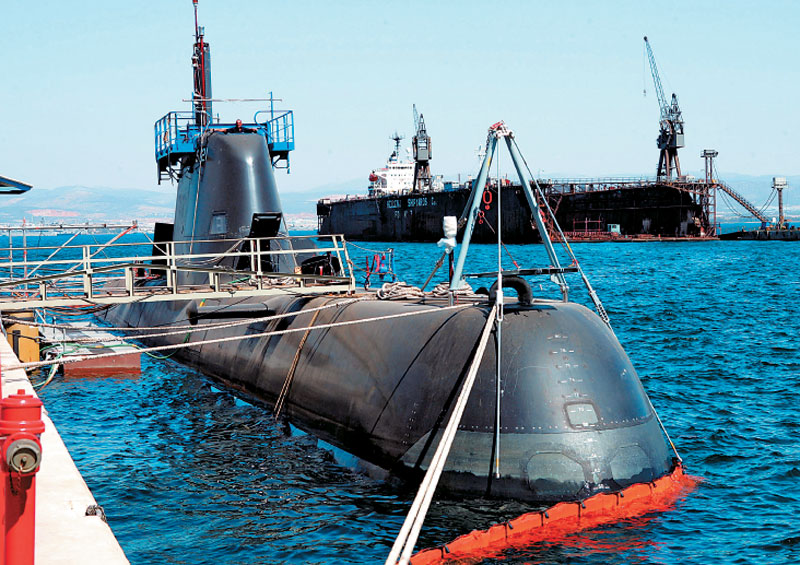 Spiegel: «Ακριβές υπογραφές», υψηλές μίζες; - Media