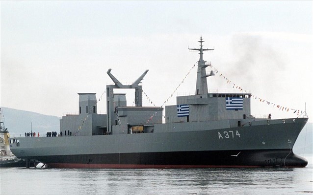 Στην Κεφαλονιά δύο πλοία του Ναυτικού για συνδρομή στους σεισμοπαθείς - Media