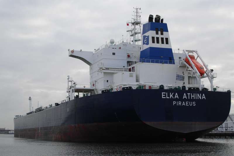 Ελληνικό τάνκερ έλαβε σήμα για πιθανά ευρήματα του μοιραίου Boeing - Άκαρπες οι έρευνες - Media