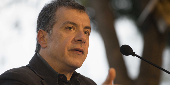 Στις Βρυξέλλες ο Σταύρος Θεοδωράκης - Media