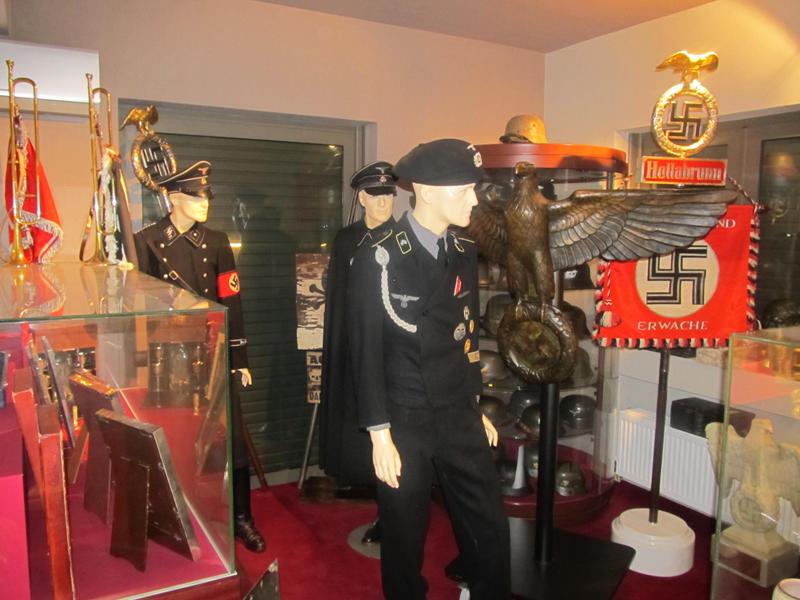 Ναζιστικό μουσείο στην έπαυλη του Πάλλη (φωτό) - Media