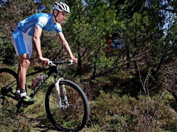 Παγκόσμιος Πρωταθλητής MTB ο Περικλής Ηλίας - Media