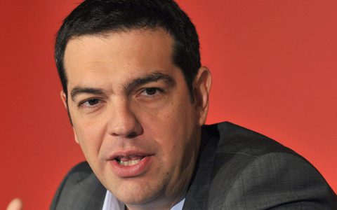 Τσίπρας: «Συγκυβέρνηση και τρόικα διαλύουν την Ελλάδα» - Media