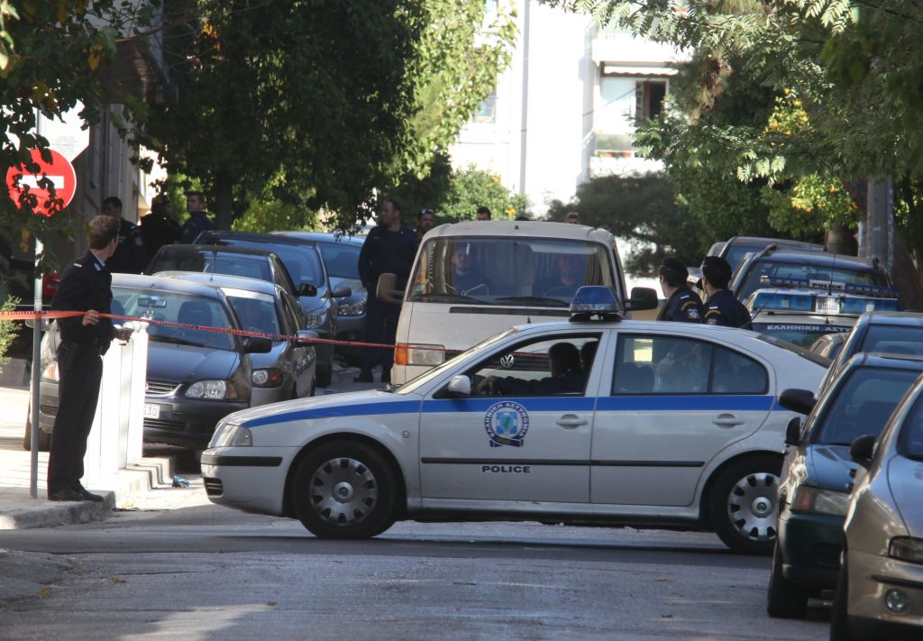 Φάρσα τα τηλεφωνήματα για βόμβα στην Ευελπίδων - Media