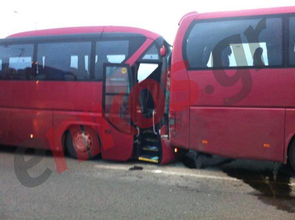 Καραμπόλα τεσσάρων λεωφορείων με οπαδούς του ΠΑΟΚ - Media