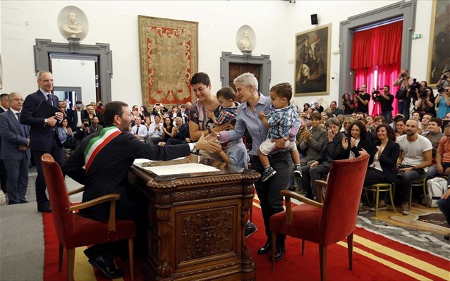 Αναγνώρισε τους γάμους ομοφυλοφίλων ο δήμαρχος της Ρώμης – «Πόλεμος» με τον Ιταλό υπουργό Εσωτερικών - Media