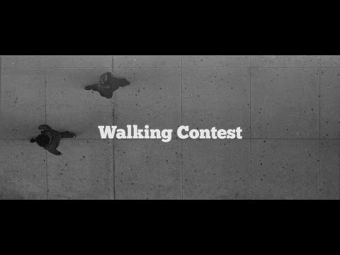 Περπατώντας δίπλα σε έναν άγνωστο (Video) - Media