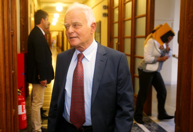 Η αυτοδίκαιη αργία δεν αφορά όλες τις πειθαρχικές υποθέσεις λέει ο Μανιτάκης - Media