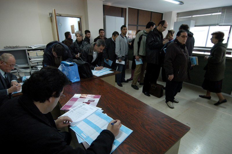Ποιοι πρέπει να υποβάλουν Ε9 μέχρι την Παρασκευή για να μην «φάνε» πρόστιμο - Media