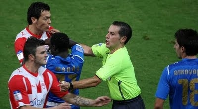 Γκρίνια για την γκέλα στον Ολυμπιακό  - Media