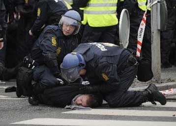 Κύμα διαδηλώσεων και συλλήψεων στην Κοπεγχάγη - Media