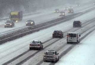 Πέφτουν μύτες! - Media