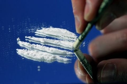 Κοκτέιλ ναρκωτικών από δημοτικό υπάλληλο - Media