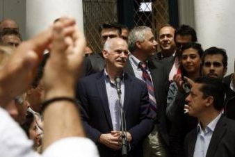 Τα παραμύθια έχουν δράκο; - Media