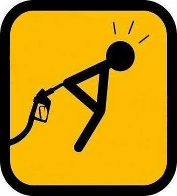 Αυξήσεις σε βενζίνη και ρεύμα  - Media