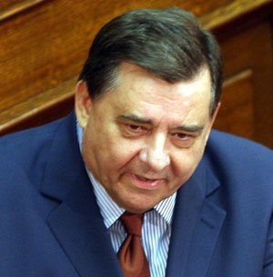 Με κωλικό νεφρού στο Ιατρικό Κέντρο ο Καρατζαφέρης - Media