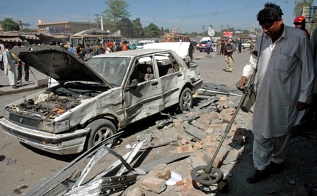 Δώδεκα νεκροί στο Πακιστάν μετά από έκρηξη βόμβας - Media