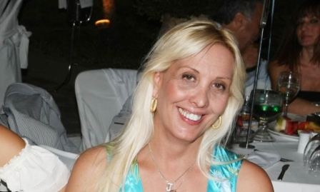 Τζούλια Παπαδημητρίου: Ας χρεώσει τα χρέη του εκεί που πρέπει - Media