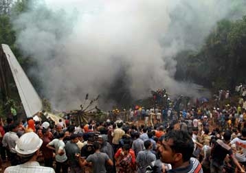 Αεροπορικό δυστύχημα με 161 νεκρούς στην Ινδία - Media