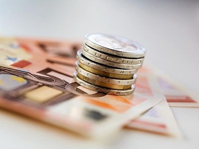 Από 1η Ιουνίου καταβάλλονται τα οικογενειακά επιδόματα - Media