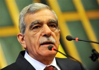 Στο εδώλιο του κατηγορουμένου Τούρκος βουλευτής γιατί μίλησε στα κουρδικά - Media