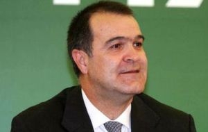 Για τα μάτια του κόσμου… - Media