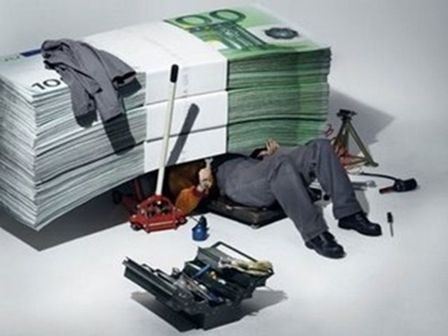 Μειώθηκε το έλλειμμα στο 46% το α΄ εξάμηνο 2010 - Media