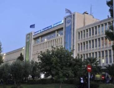 Τοπίο στην ομίχλη η ΕΡΤ - Media