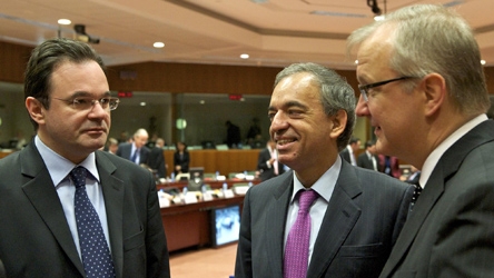 Νέα μείωση των κρατικών δαπανών ζητά η Κομισιόν - Media