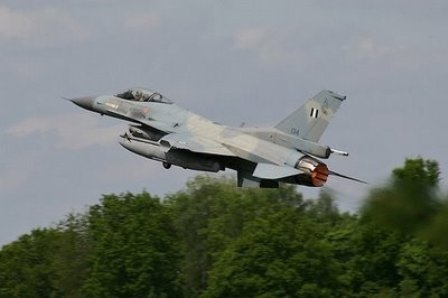 Κρίσιμες ώρες για την υγεία του πιλότου του F-16 - Media
