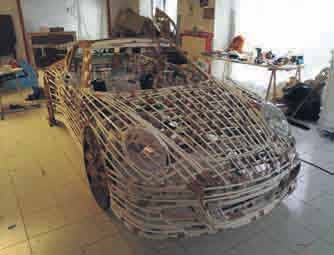 Μια Πόρσε για… ορθοπεταλιές - Media