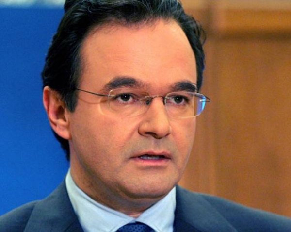 Επιστροφή στην ανάπτυξη χωρίς παράταση του μηχανισμού στήριξης  - Media
