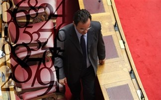 Εκτός στόχου το έλλειμμα - Media