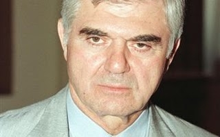 Με επεισόδια έληξε η απολογία του Π. Ψωμιάδη - Media