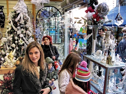 Μεγάλη Χριστουγεννιάτικη αγορά στο Ολυμπιακό χωριό - Media