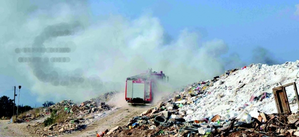 Πανηγύρι εργολάβου... - Media