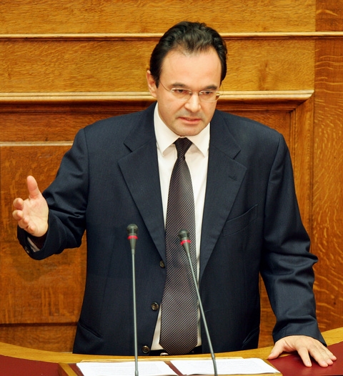 Αισιόδοξη στάση Παπακωνσταντίνου για την οικονομία  - Media