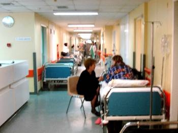 Προσωπικό ασφαλείας στα νοσοκομεία την Πέμπτη - Media