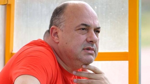 Τι ήθος, τι επίπεδο…    - Media