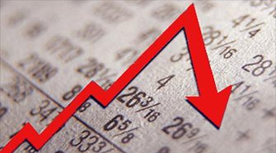 Στο 4,5% η ύφεση στην ελληνική οικονομία το 2010  - Media